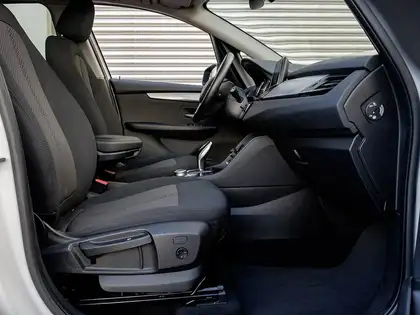 Annonce voiture d'occasion BMW 218 - CARADIZE