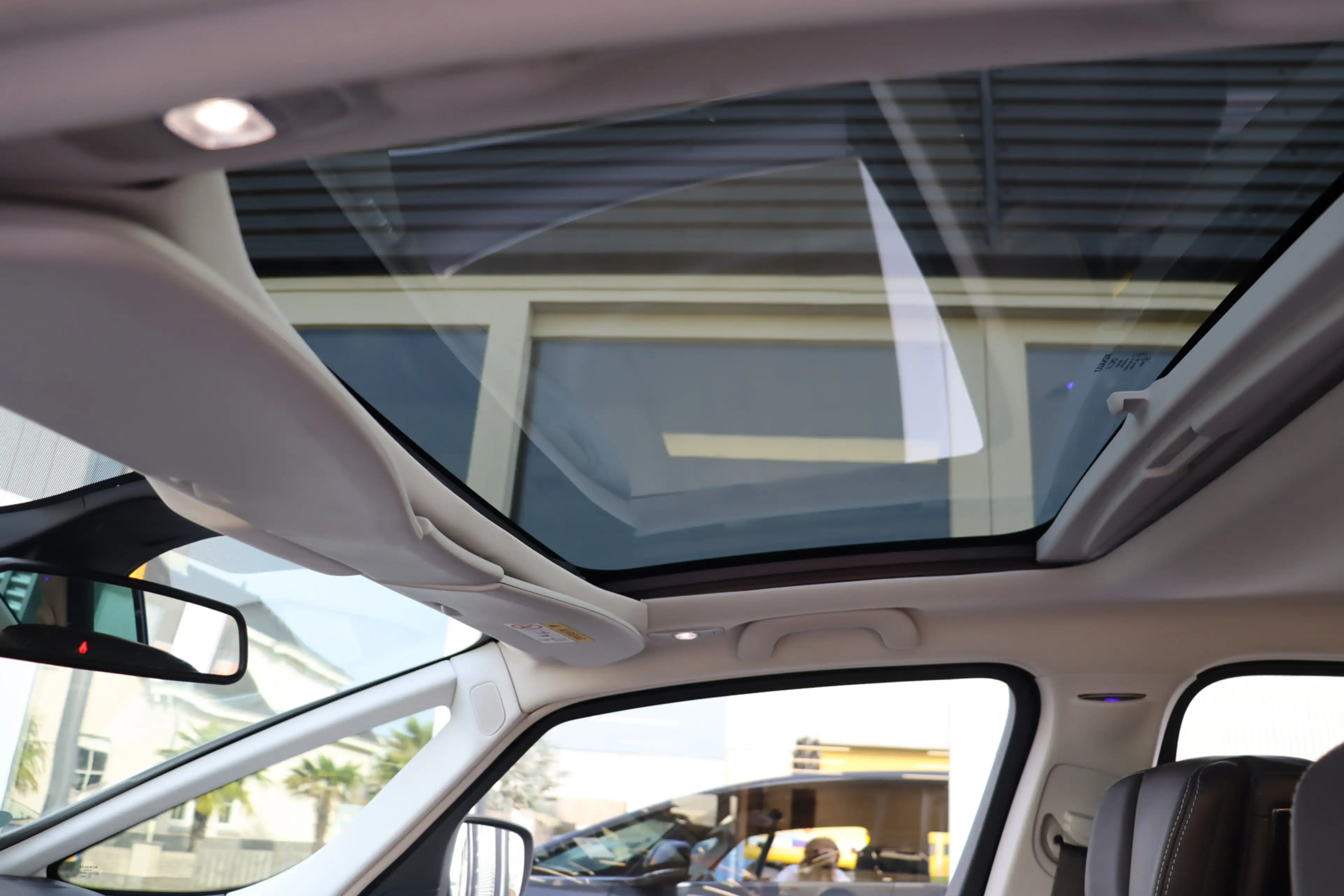 Renault Espace 1.8 TCe Initiale Paris 7p 4Control, Automaat, Deal — photo 19