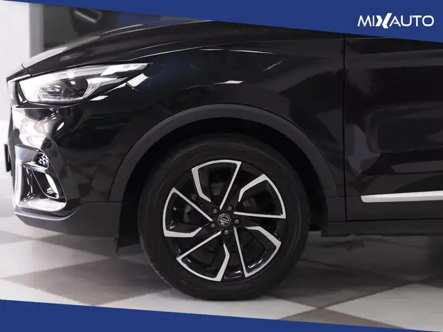 MG ZS view 8