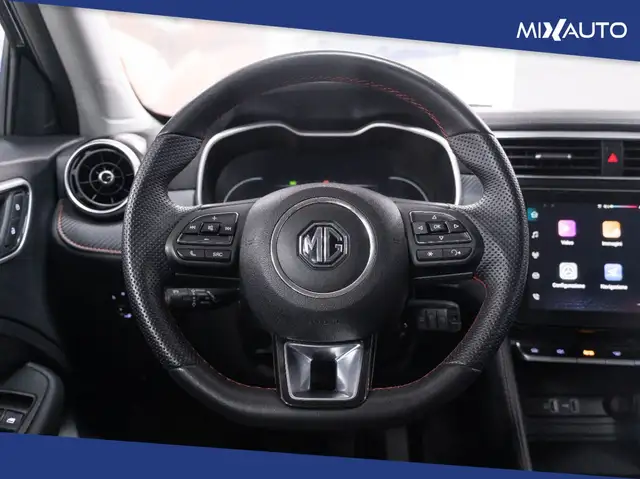MG ZS view 12