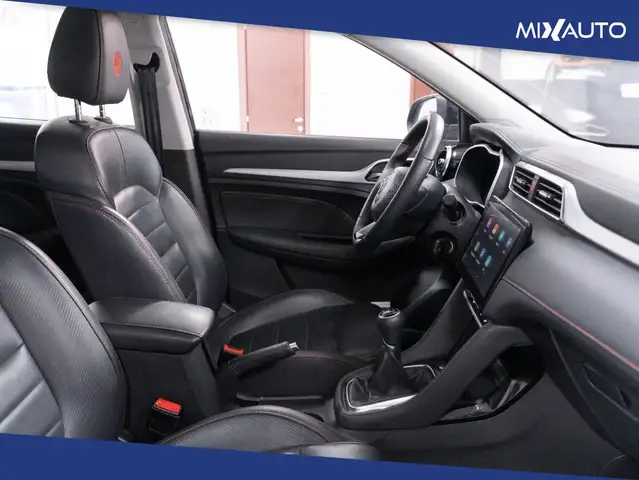 MG ZS view 14