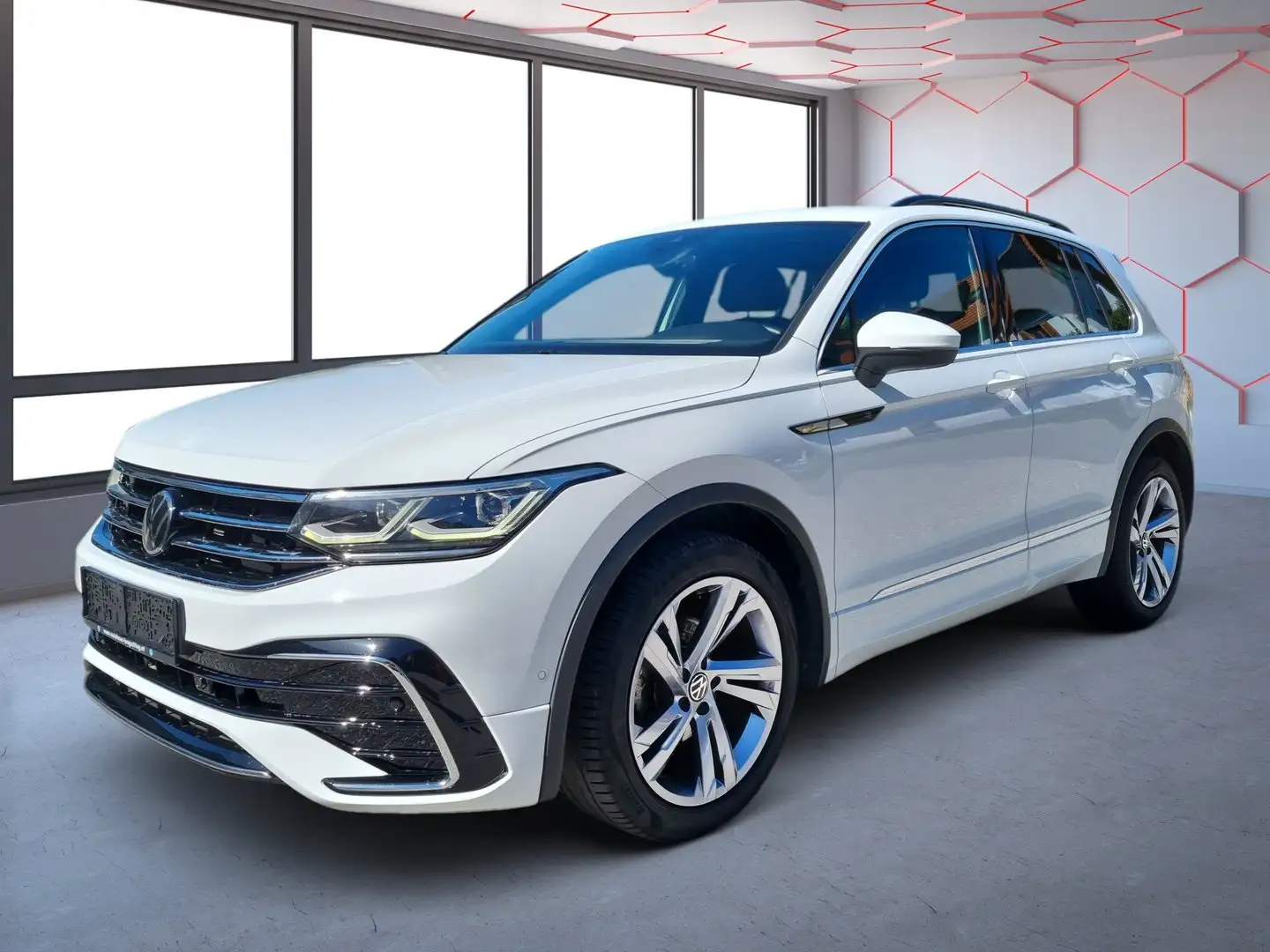 Volkswagen Tiguan R-Line TDI DSG Weiß - 1