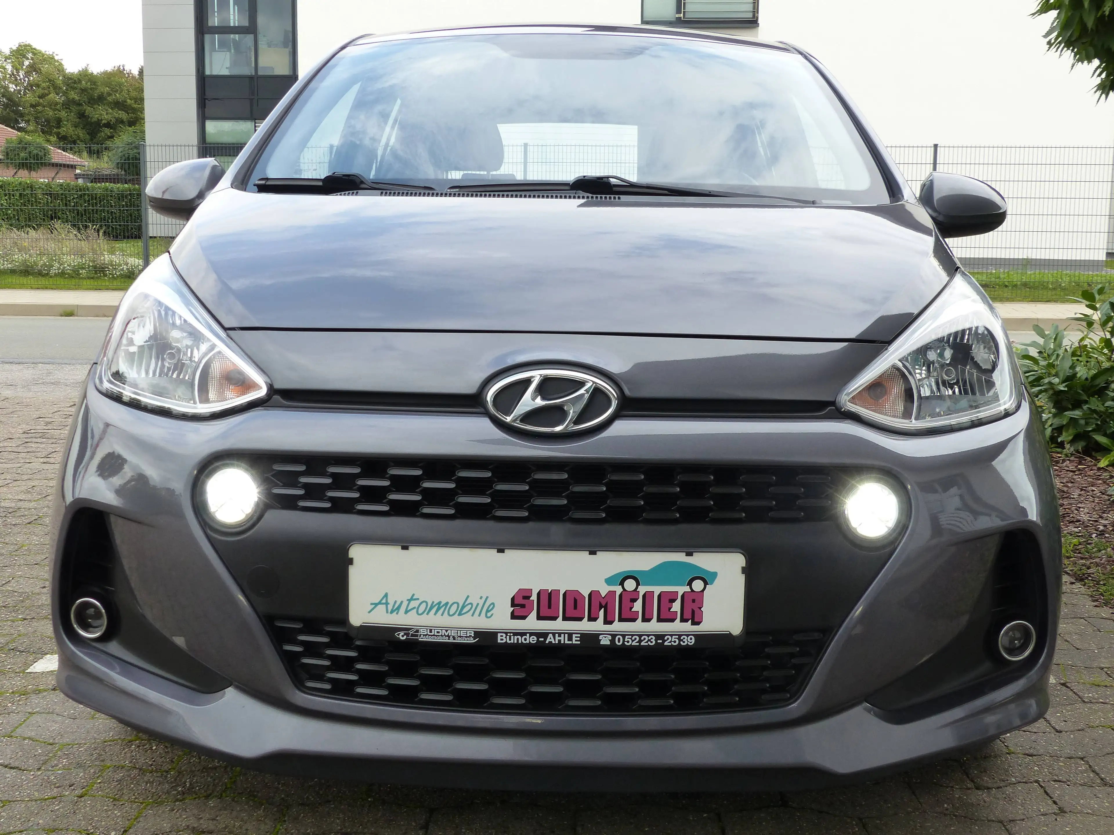 Hyundai i10 Klimaanlage Navigation elektrische Fensterheber vorne und hinten elektrische Spiegel — photo 4