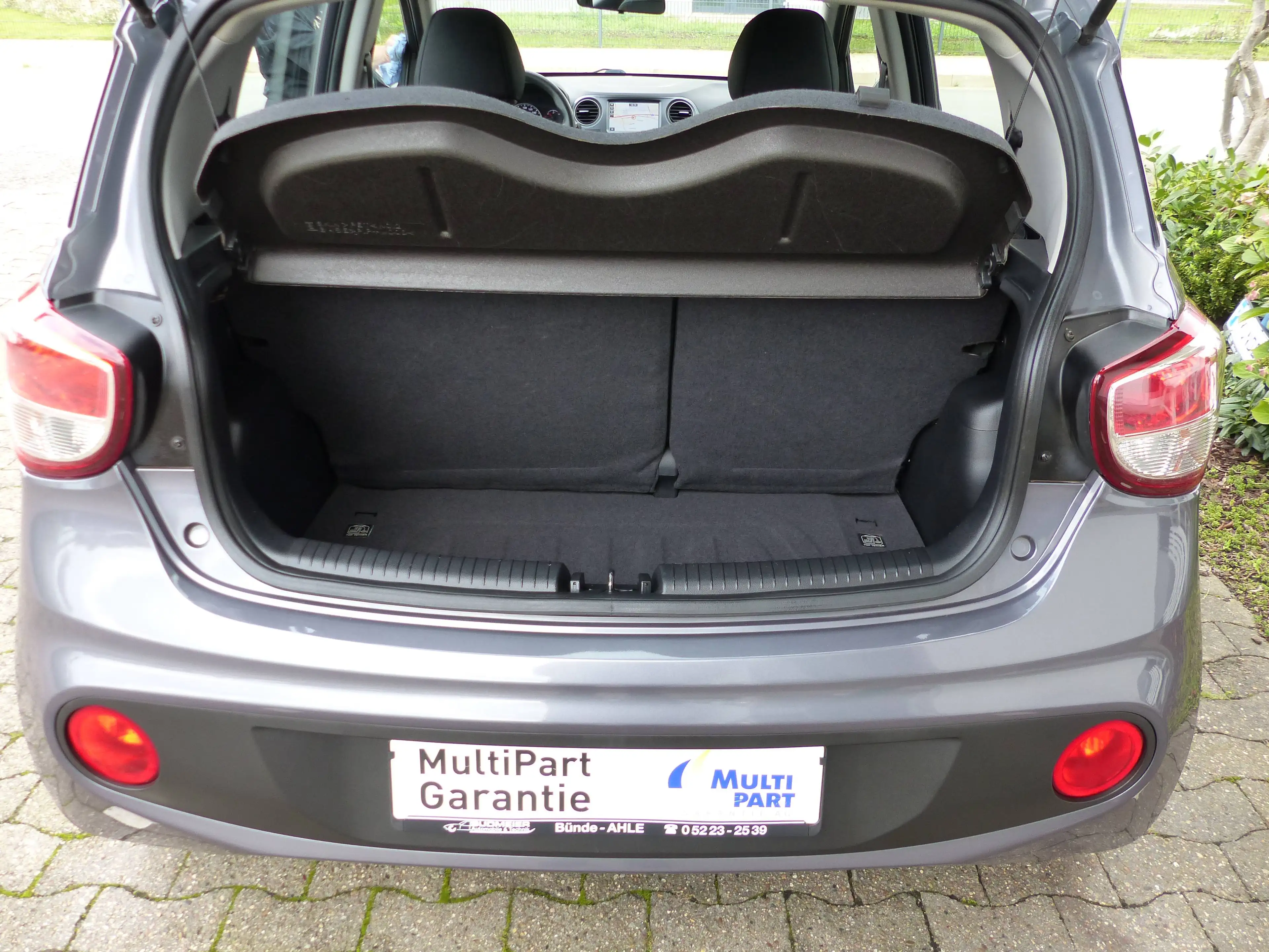 Hyundai i10 Klimaanlage Navigation elektrische Fensterheber vorne und hinten elektrische Spiegel — photo 10