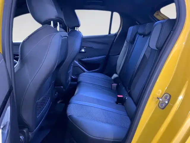 Peugeot 208 view 8