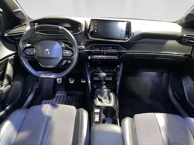Peugeot 208 view 6