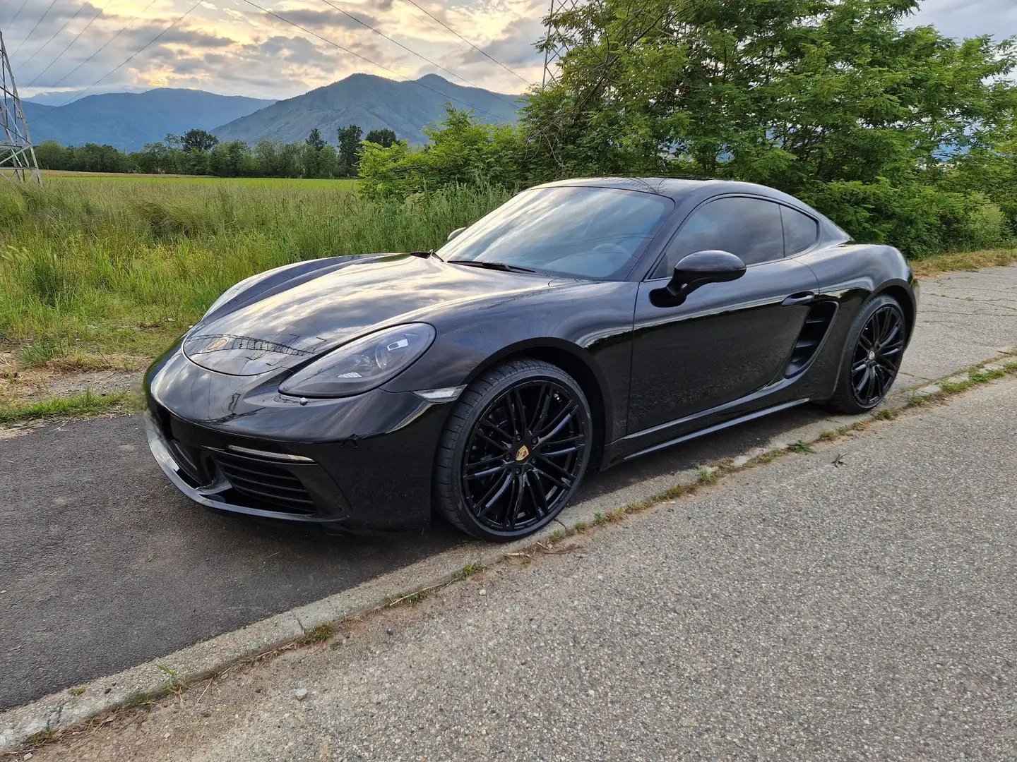 Porsche 718 cayman - 1