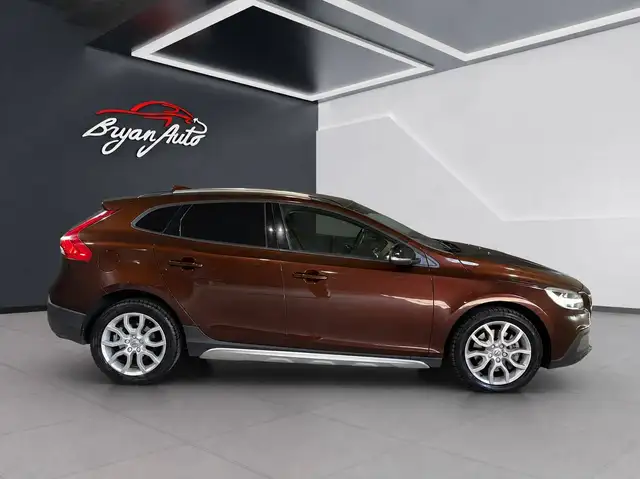 Volvo V40 Cross Country 2.0 d2 Momentum geartronic