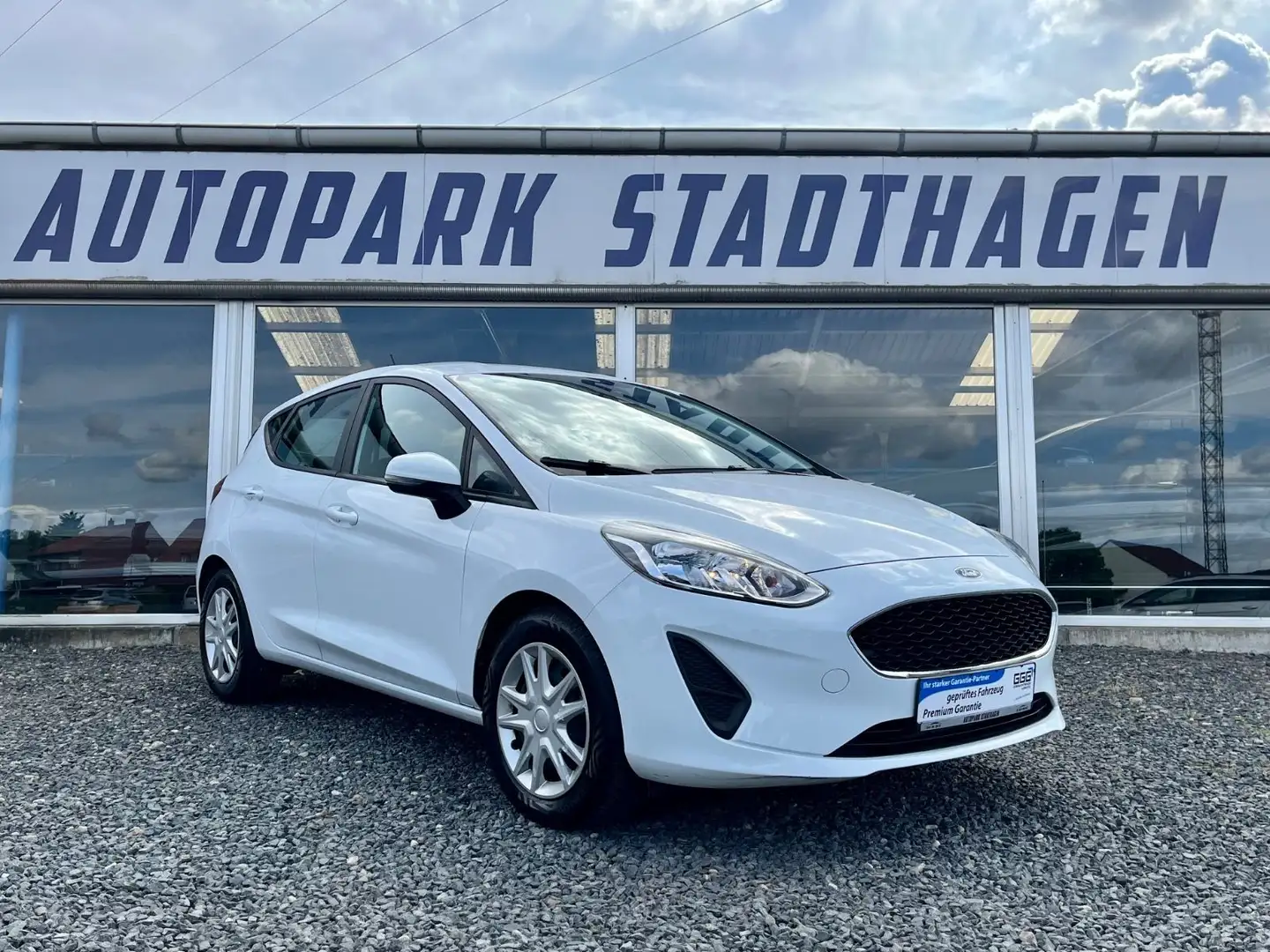 Ford Fiesta 1.1 1.Hand SITZHEIZUNG/BLUETOOTH/TEMPOMAT Weiß - 1