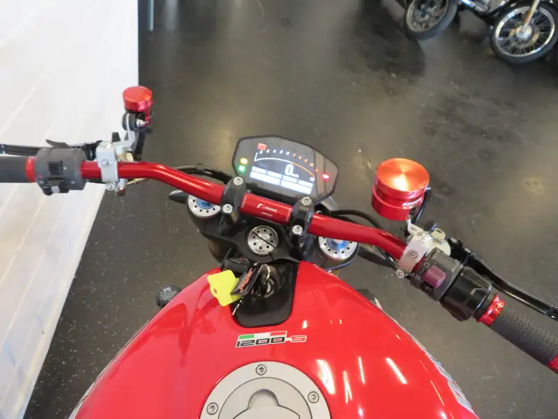 Ducati Monster 1200 - foto 5