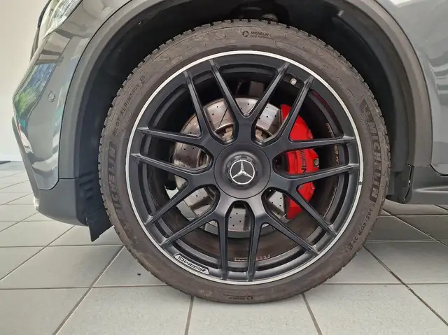Mercedes-Benz GLC Class view 9