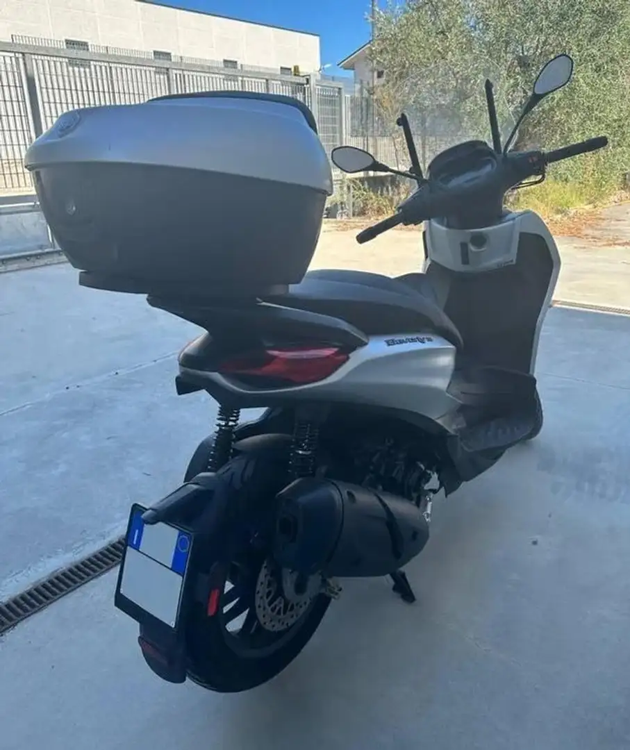 Piaggio Beverly 300 Gri - 2