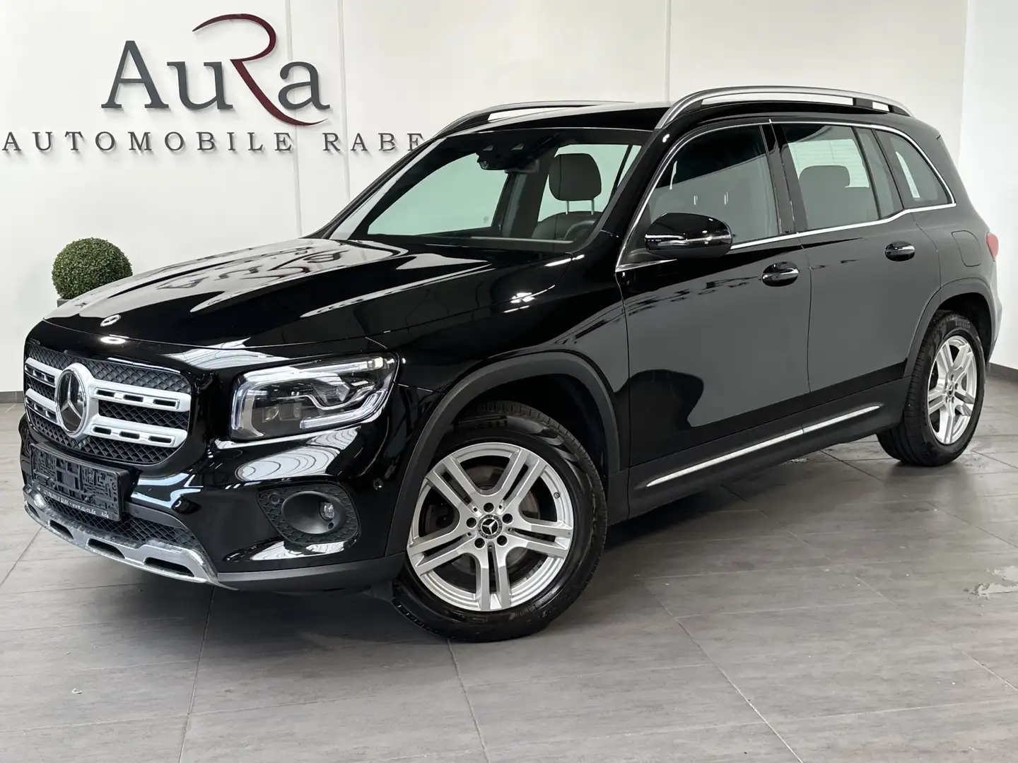 Mercedes-Benz GLB 220 Progressive NAV+LED+AHK+DISTRONIC+KAM Чёрный - 2