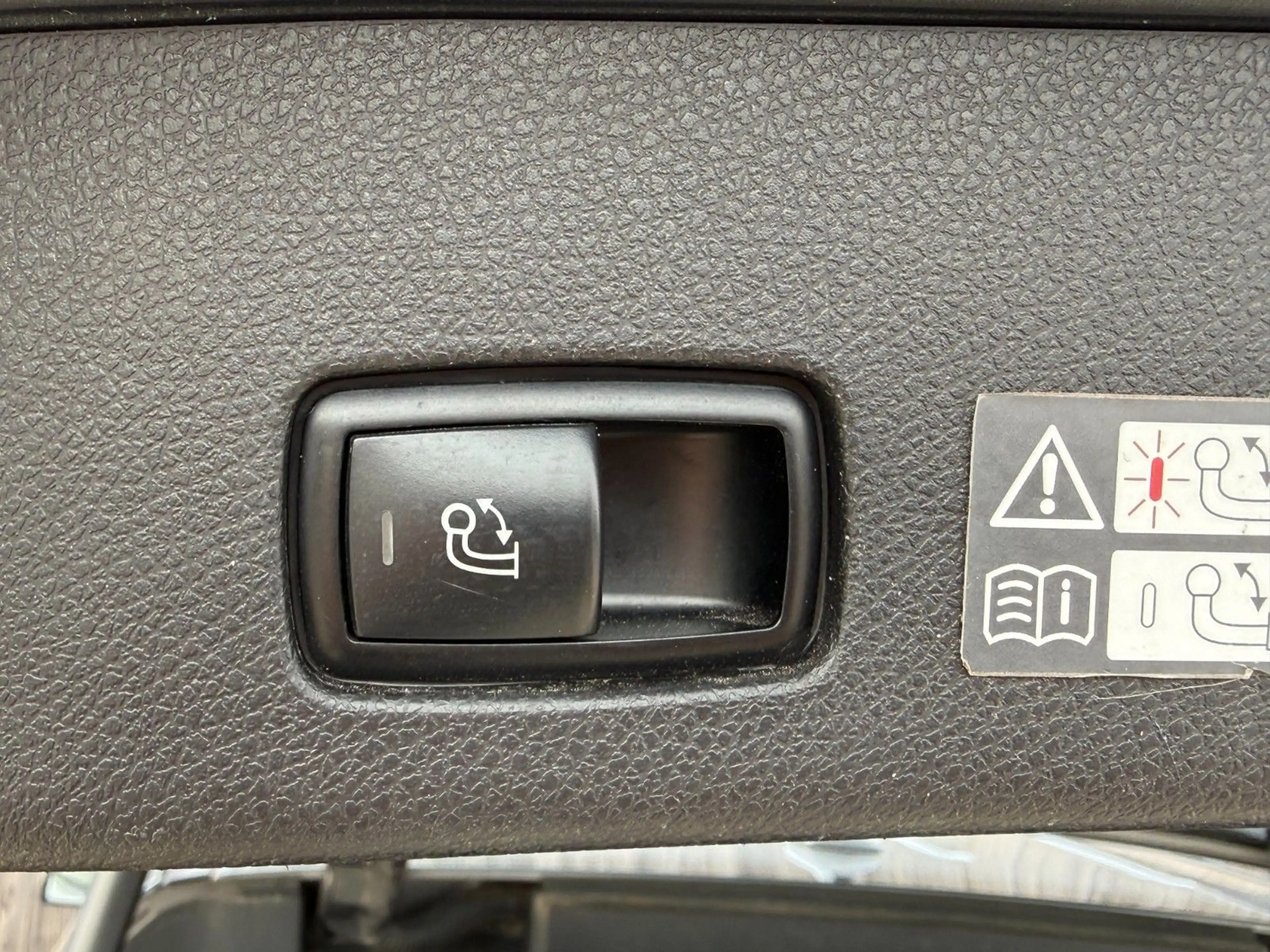 Mercedes-Benz GLS 350 d AMG Night 7-Sitzer Luftfederung 360° — photo 14