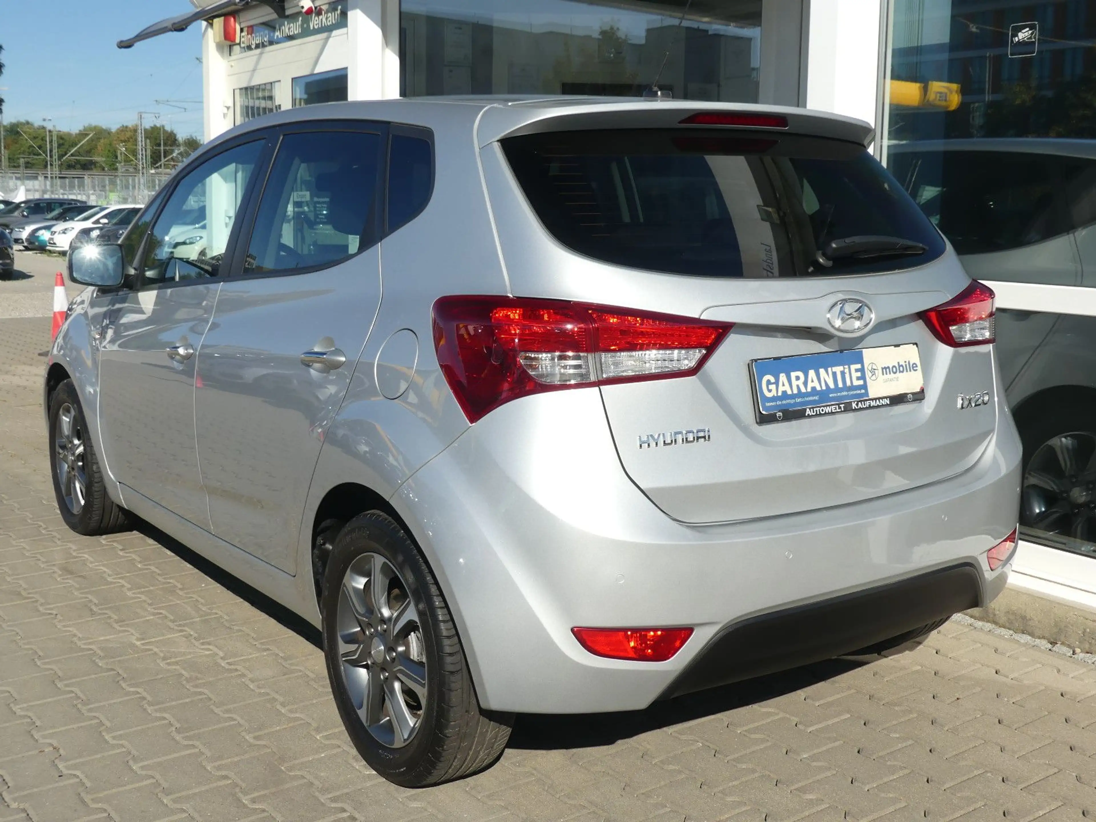 Hyundai iX20 Trend Automatik Bluethooth PDC Klima USB — photo 8