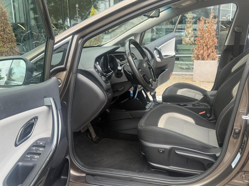 Kia Ceed / cee'd 1.6 GDI DynamicLine Automaat hb 2015 Luxe uitv — photo 24