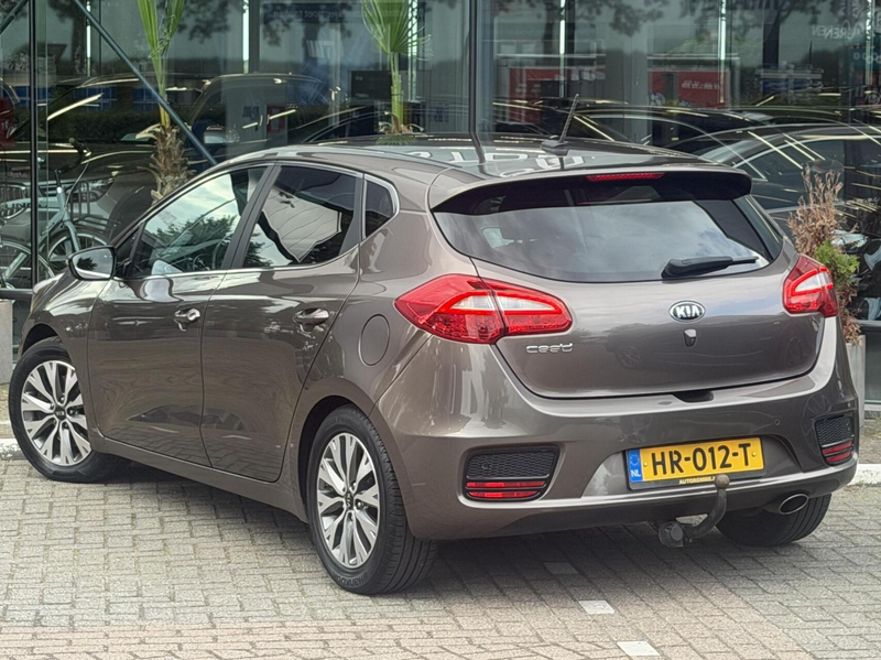 Kia Ceed / cee'd 1.6 GDI DynamicLine Automaat hb 2015 Luxe uitv — photo 7