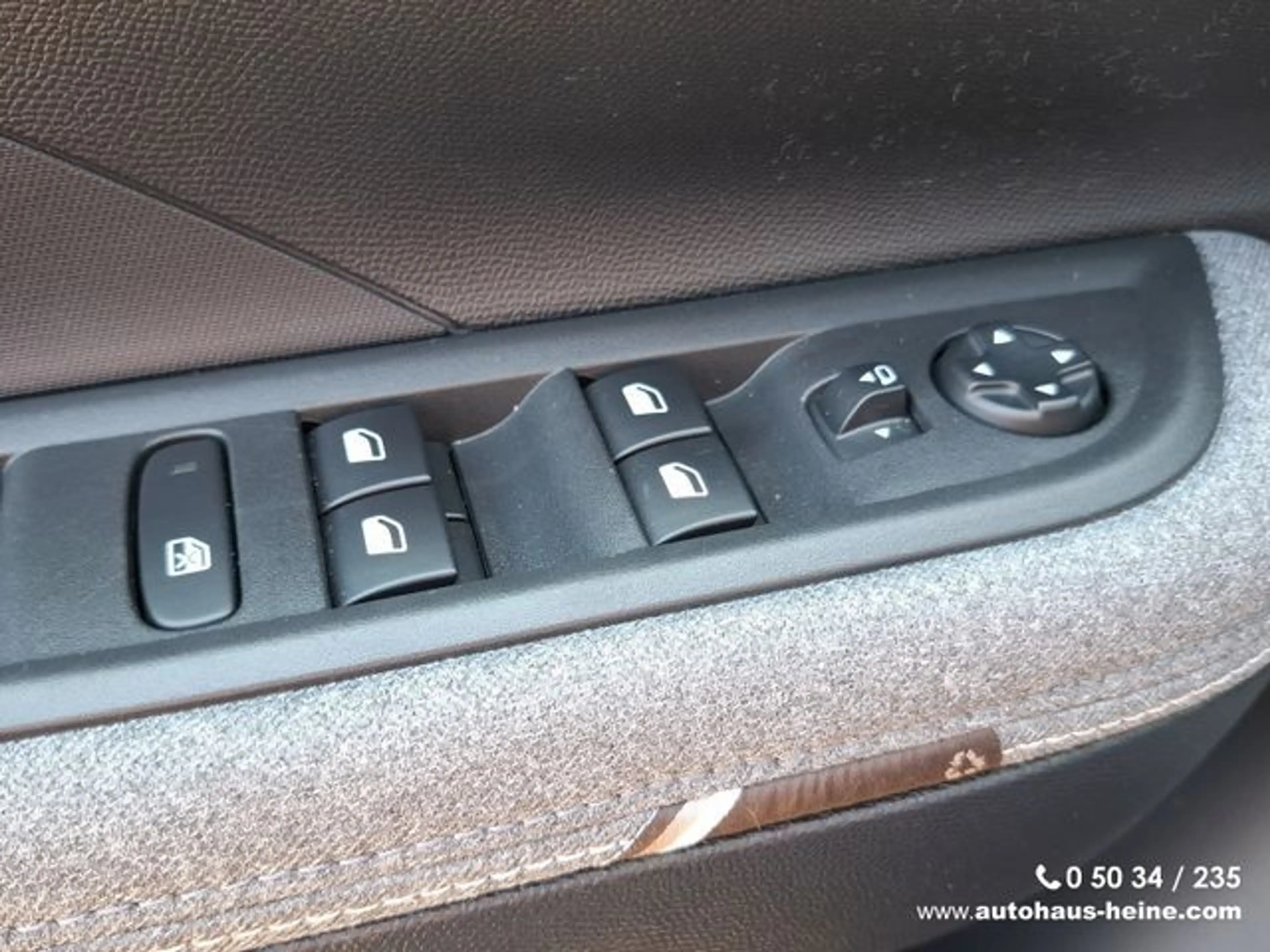 Opel Frontera Frontera Ultimate 1.2|Sitz/Lenkrad/ScheibenHZ — photo 11