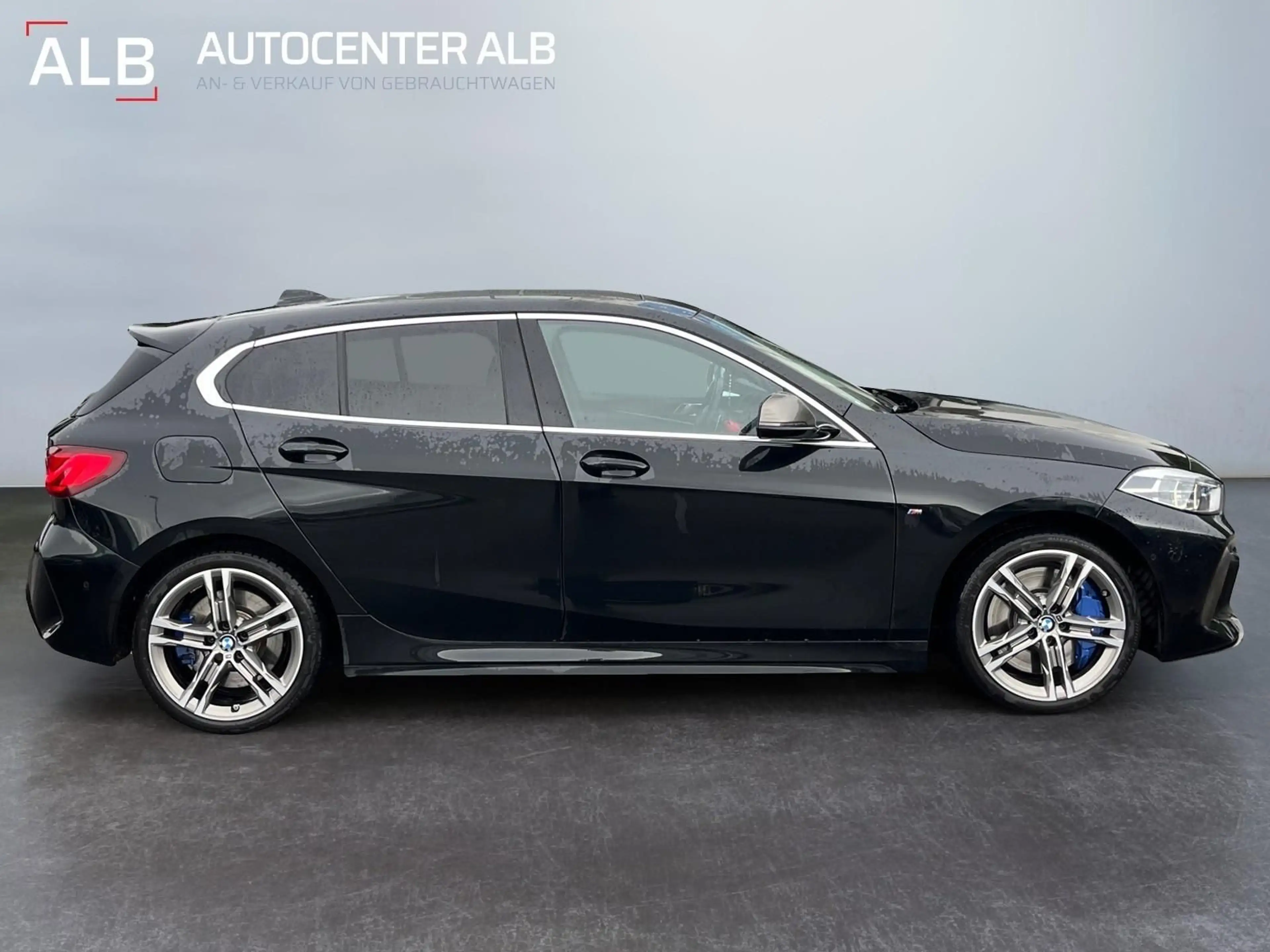 BMW 135 M135 i xDrive/M-PACKET/NAVI/PANO/HEAD-UP/LED — photo 6