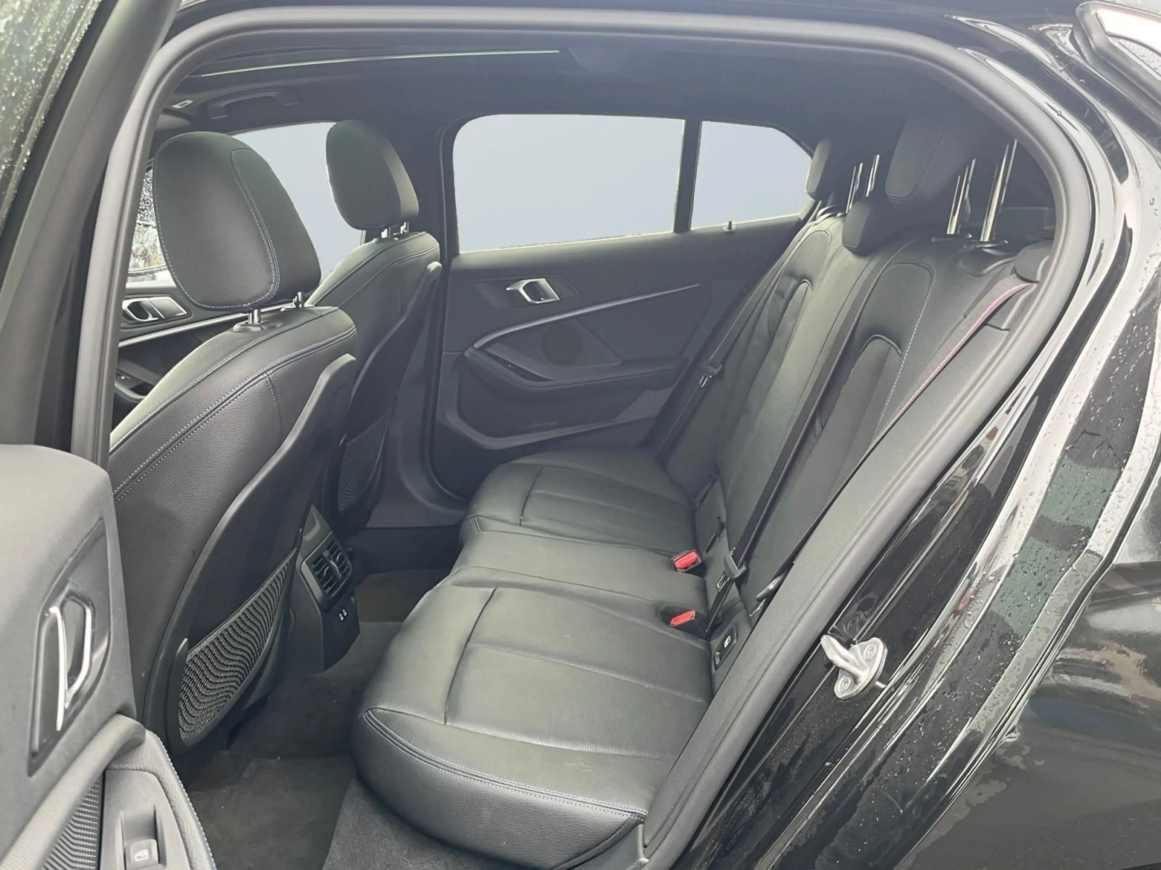 BMW 135 M135 i xDrive/M-PACKET/NAVI/PANO/HEAD-UP/LED — photo 10