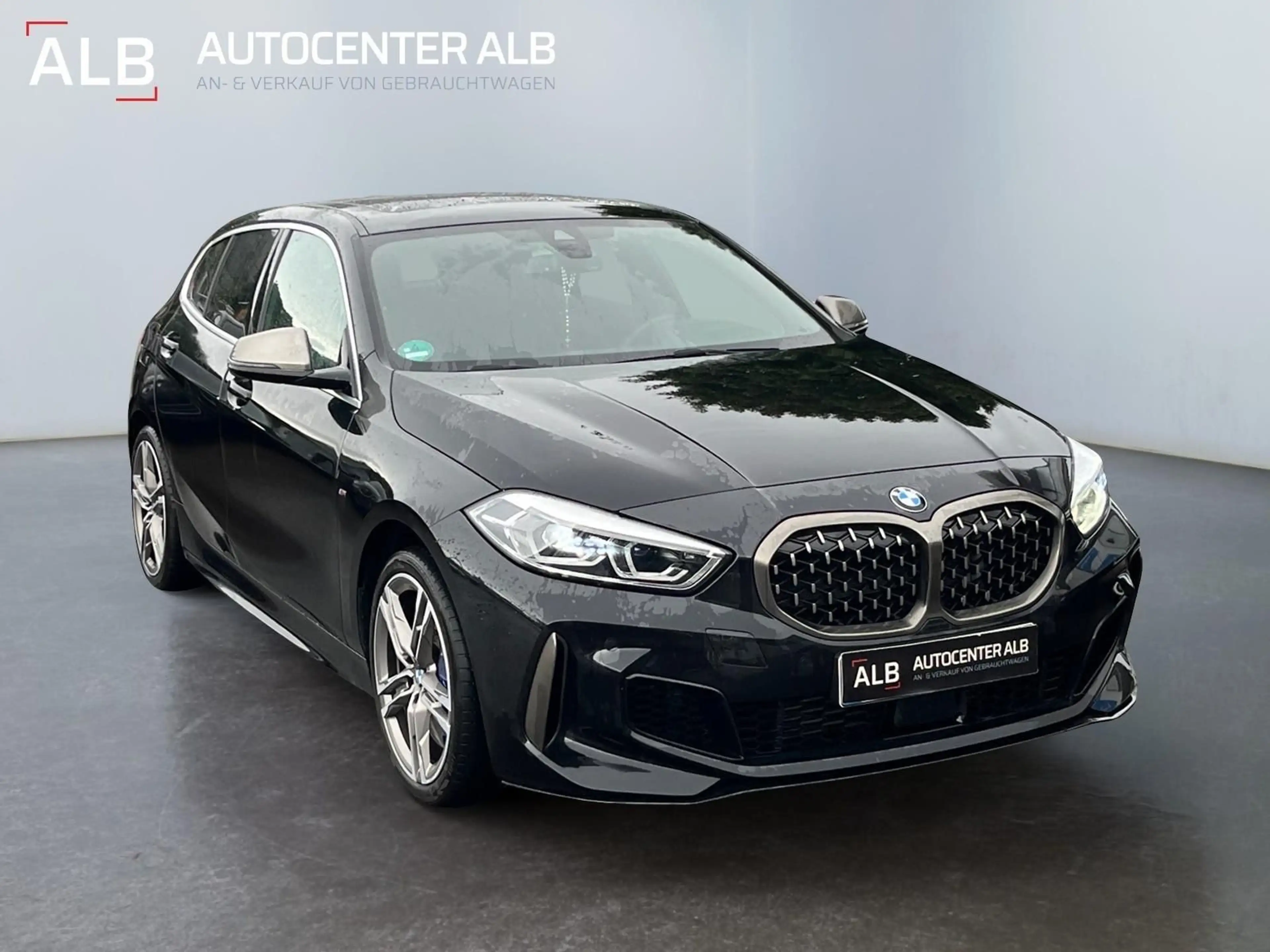 BMW 135 M135 i xDrive/M-PACKET/NAVI/PANO/HEAD-UP/LED — photo 7