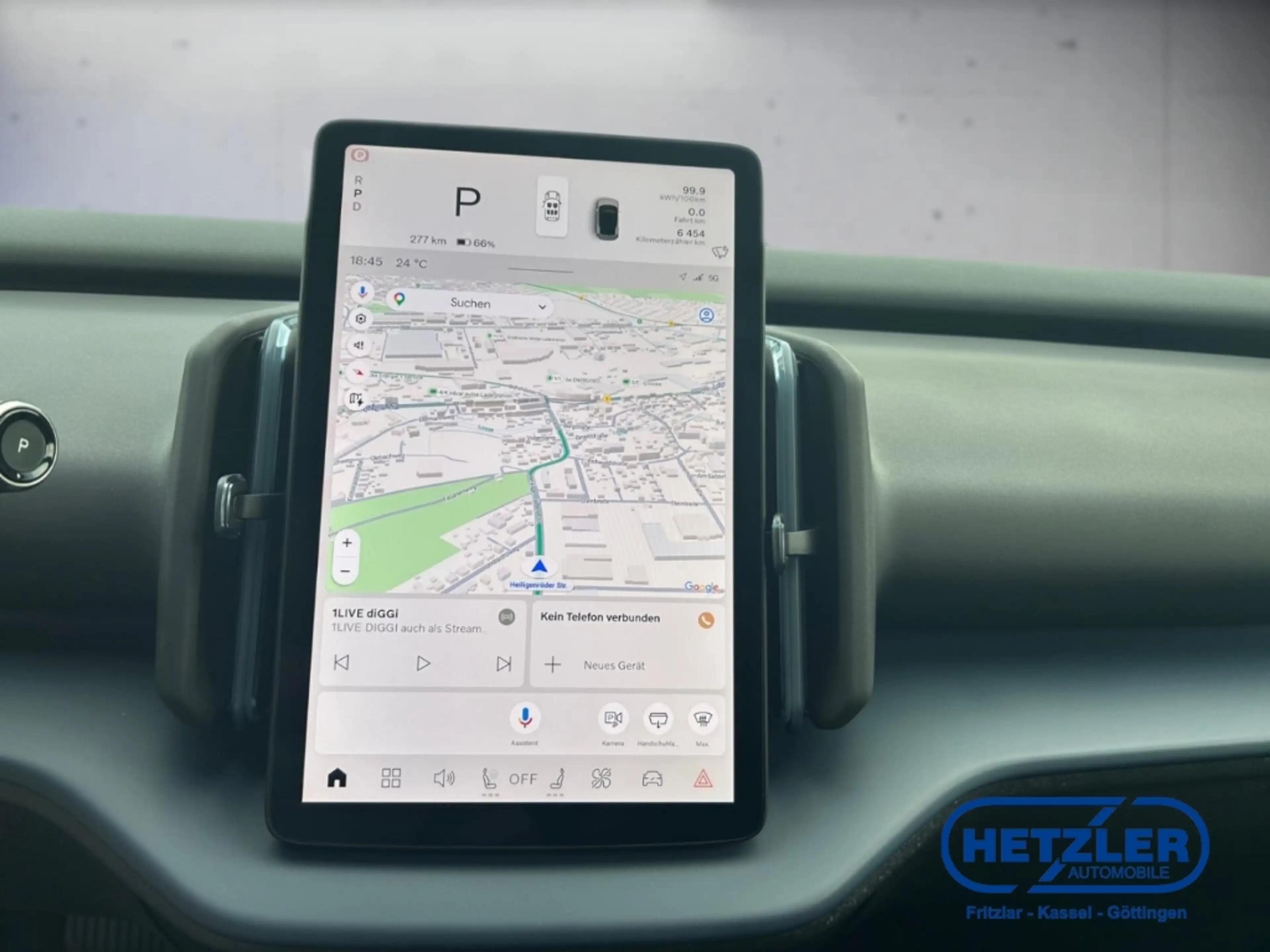 Volvo EX30 Single Extended Range RWD Ultra Panorama Memory Si — photo 9