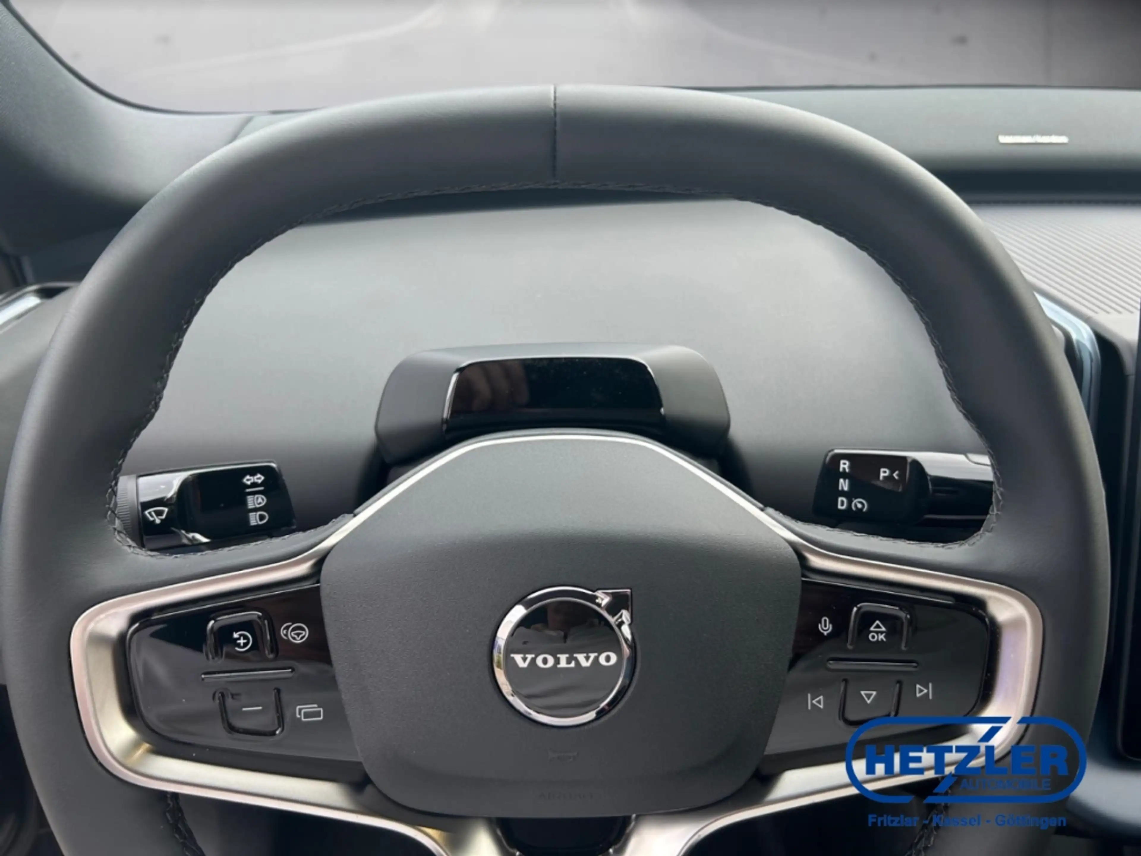 Volvo EX30 Single Extended Range RWD Ultra Panorama Memory Si — photo 8