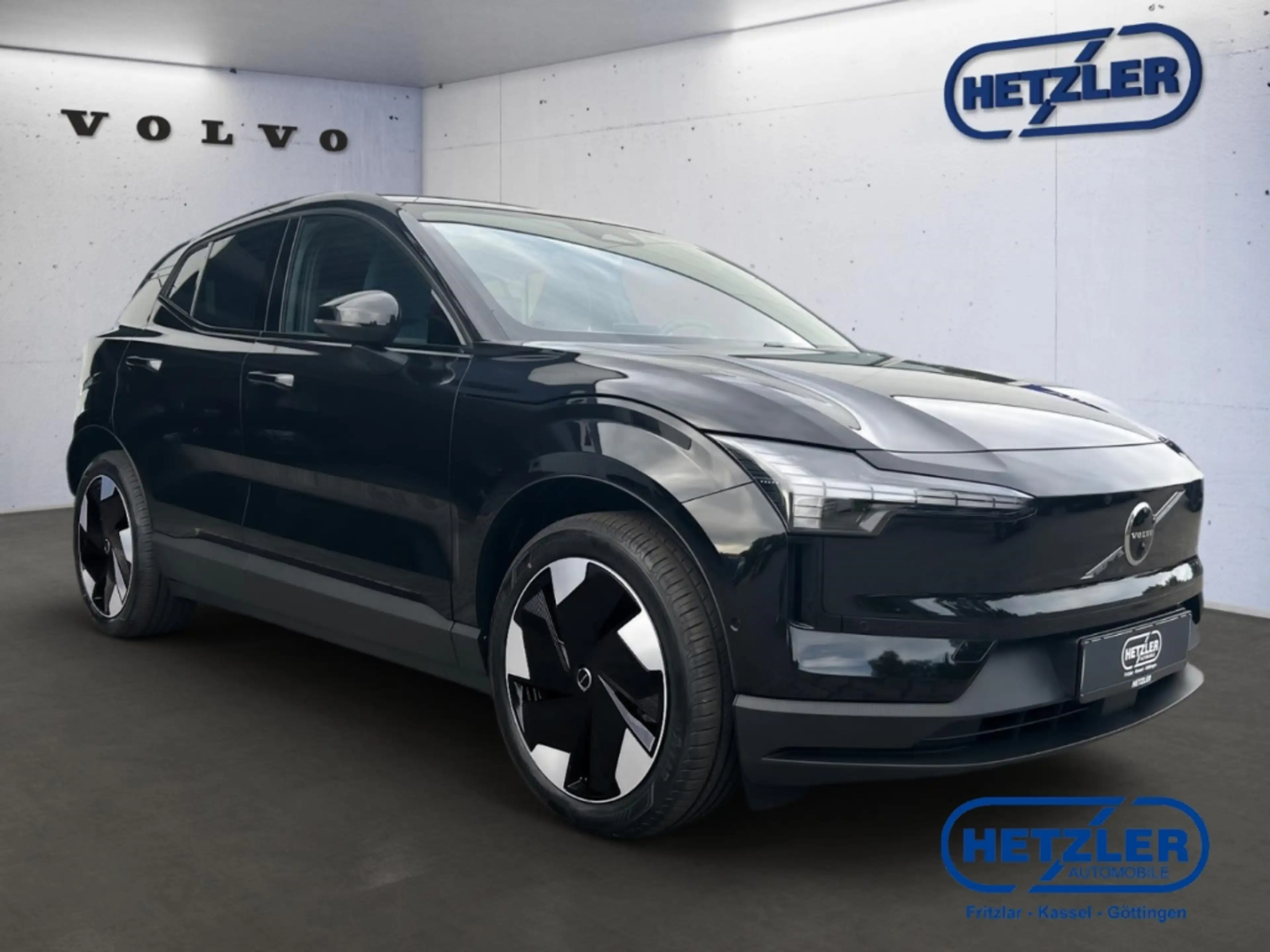 Volvo EX30 Single Extended Range RWD Ultra Panorama Memory Si — photo 2