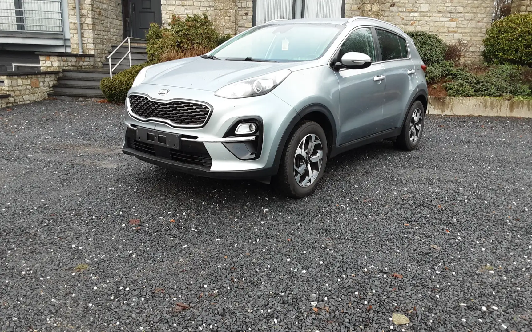 Kia Sportage Silber - 1