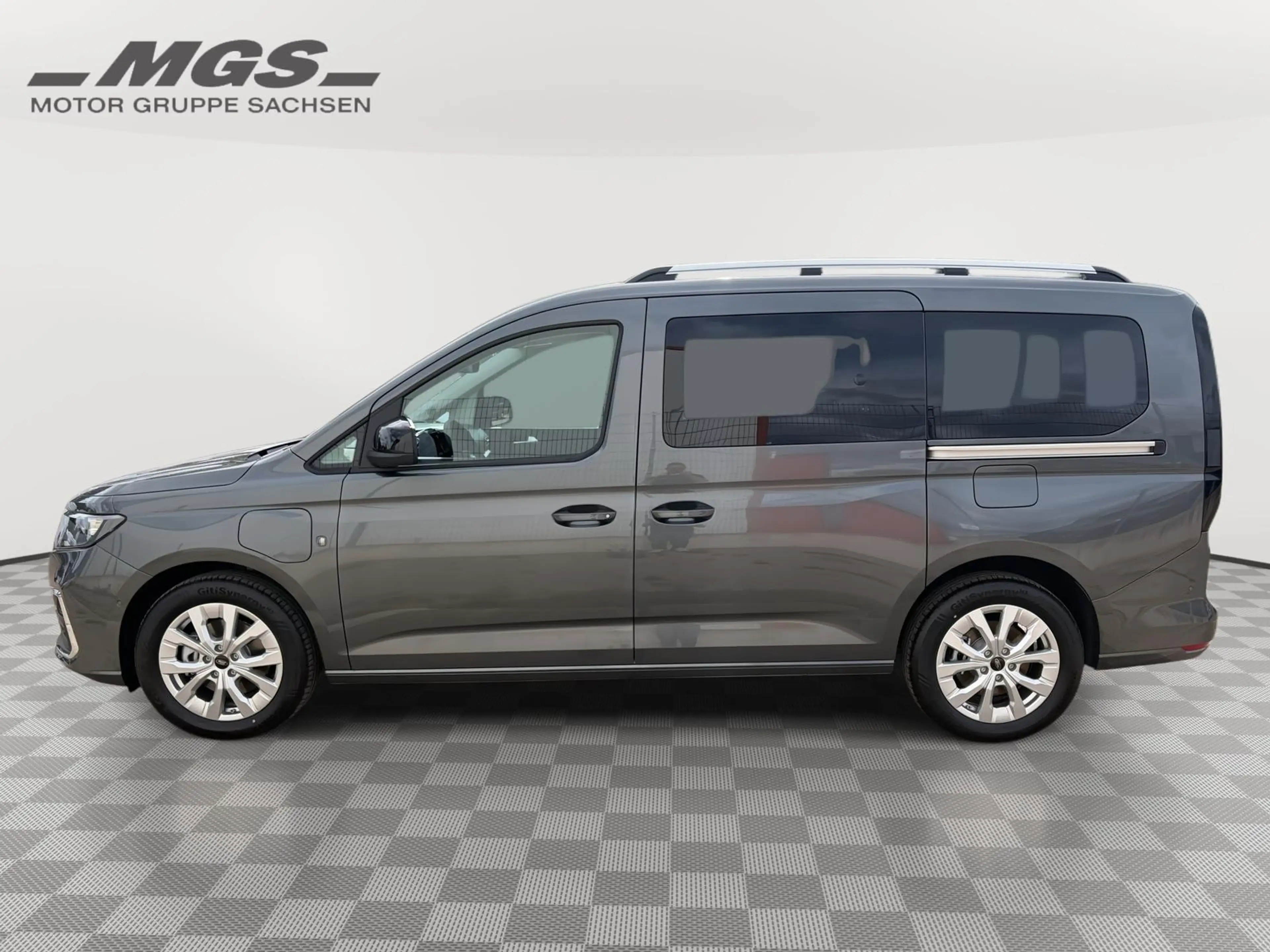 Ford Grand Tourneo PHEV Titanium 1.5 EcoBoost #AHK #SITZ-PAKET — photo 12