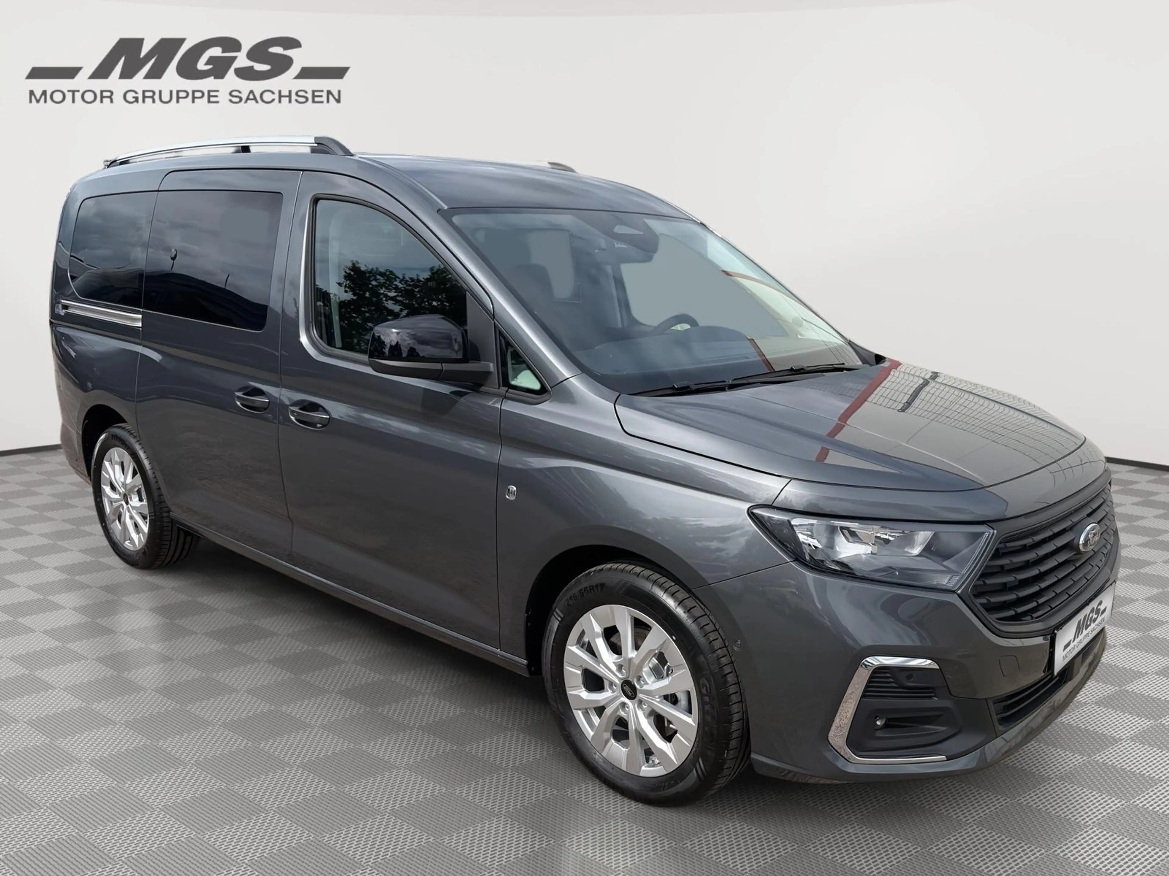 Ford Grand Tourneo PHEV Titanium 1.5 EcoBoost #AHK #SITZ-PAKET — photo 5