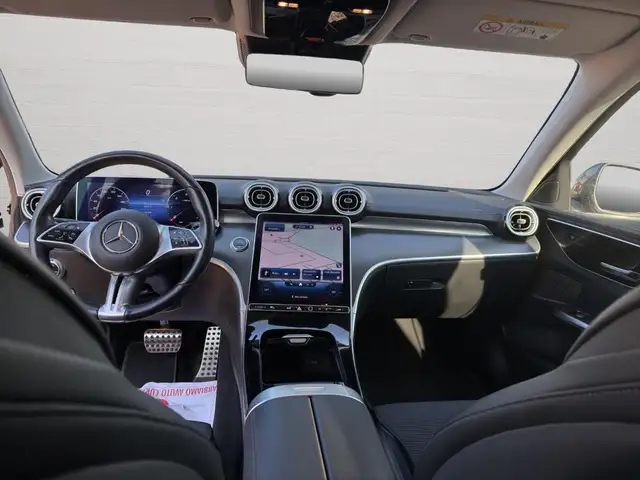Mercedes-Benz C-Class view 11