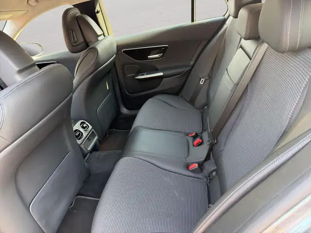 Mercedes-Benz C-Class view 10