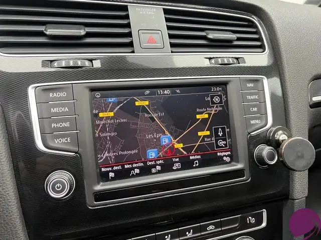 Volkswagen Golf view 14