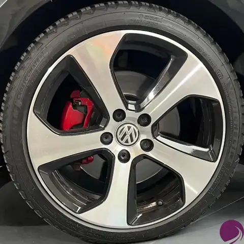 Volkswagen Golf view 22