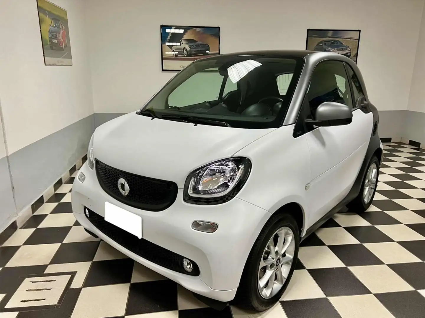 smart forTwo 90 0.9 Turbo twinamic Passion Weiß - 1