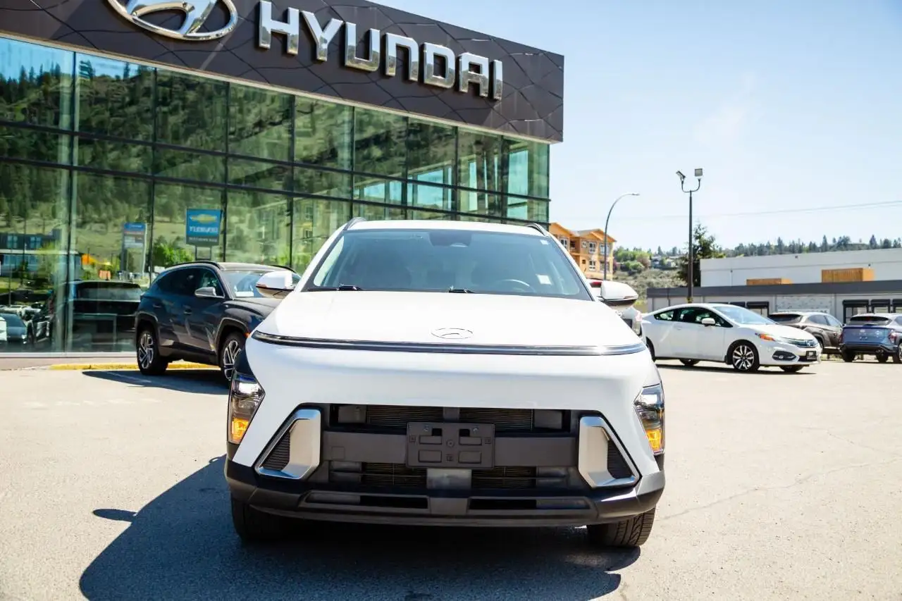 Hyundai KONA снимка Hyundai KONA