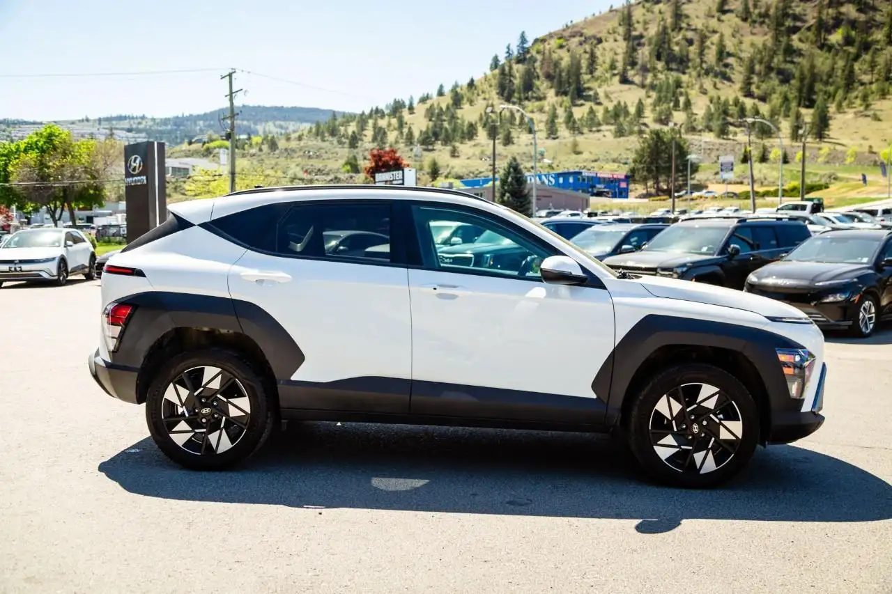 Hyundai KONA снимка Hyundai KONA