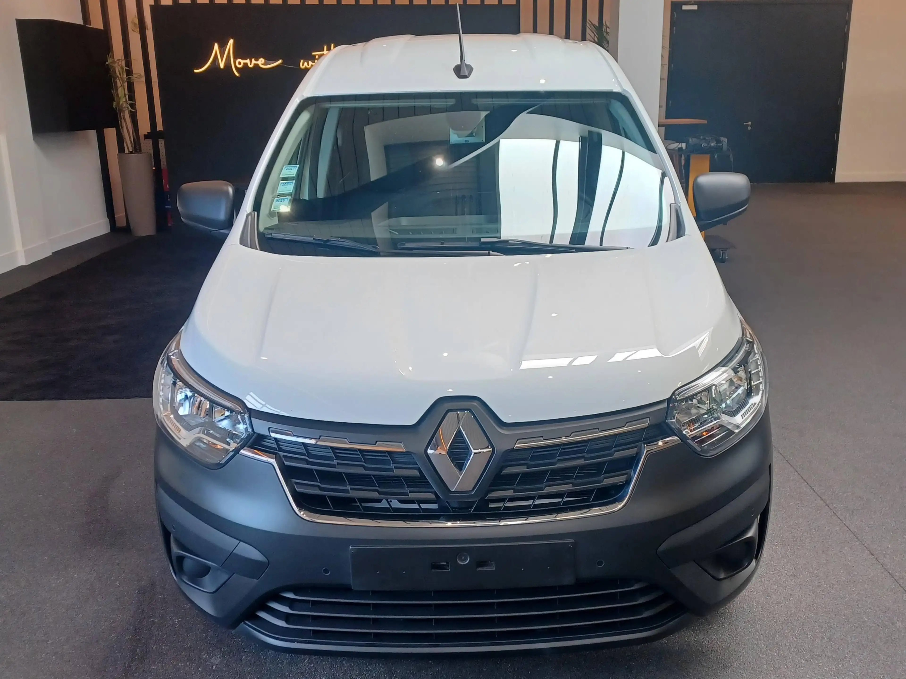 Renault Express 1.5 Blue dCi Confort S/S (EU6d) — photo 8
