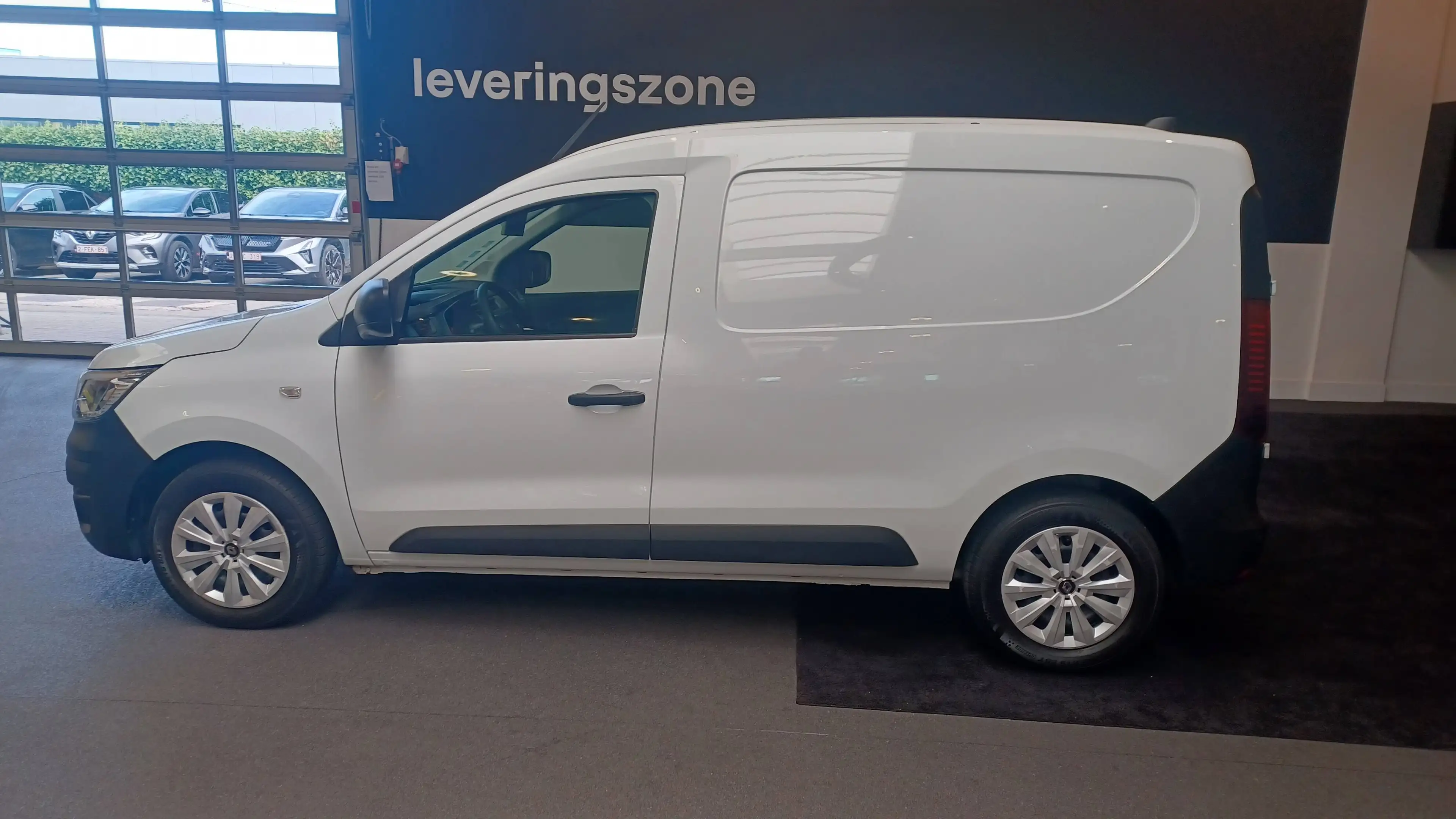 Renault Express 1.5 Blue dCi Confort S/S (EU6d) — photo 2
