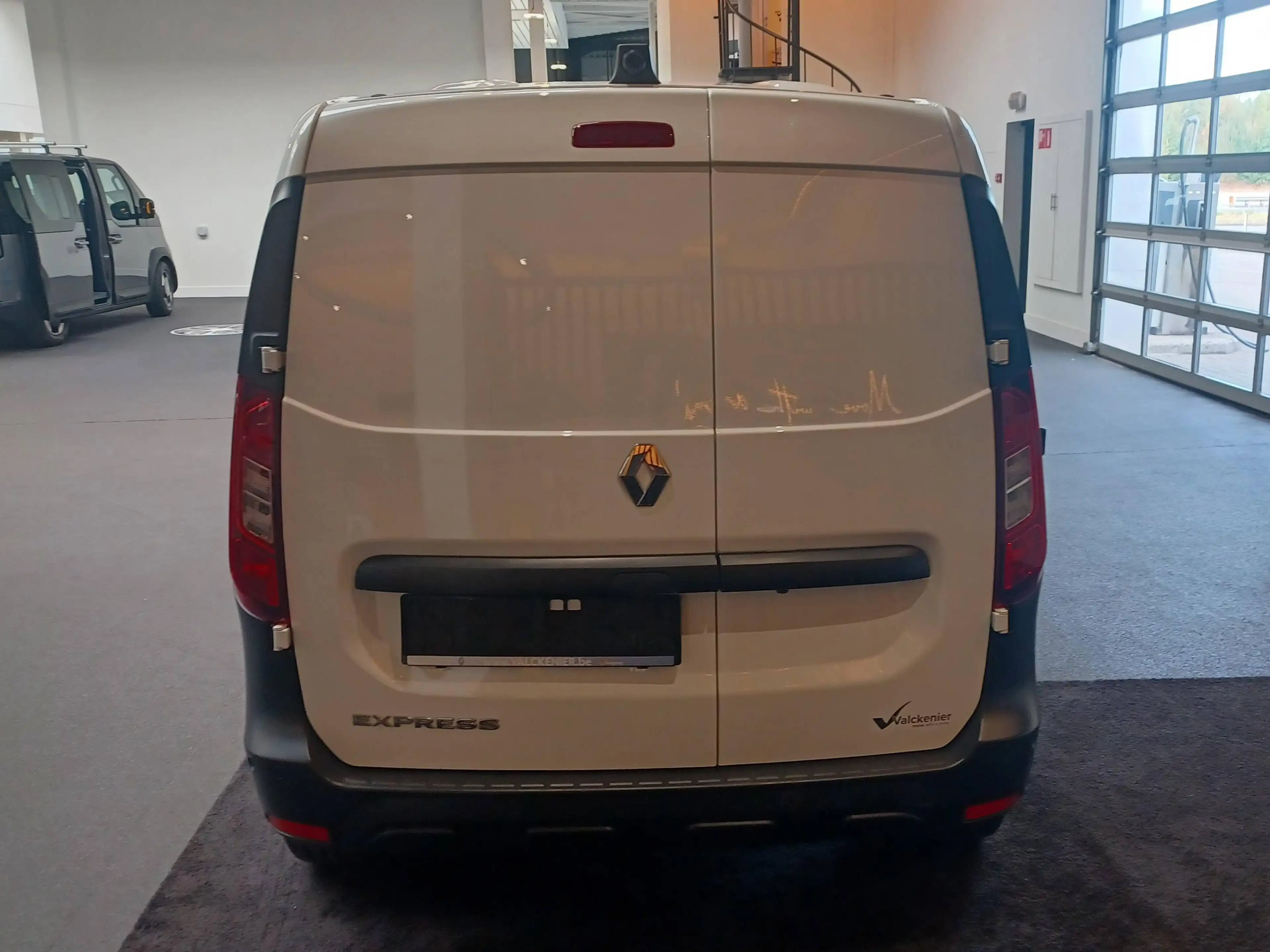 Renault Express 1.5 Blue dCi Confort S/S (EU6d) — photo 4