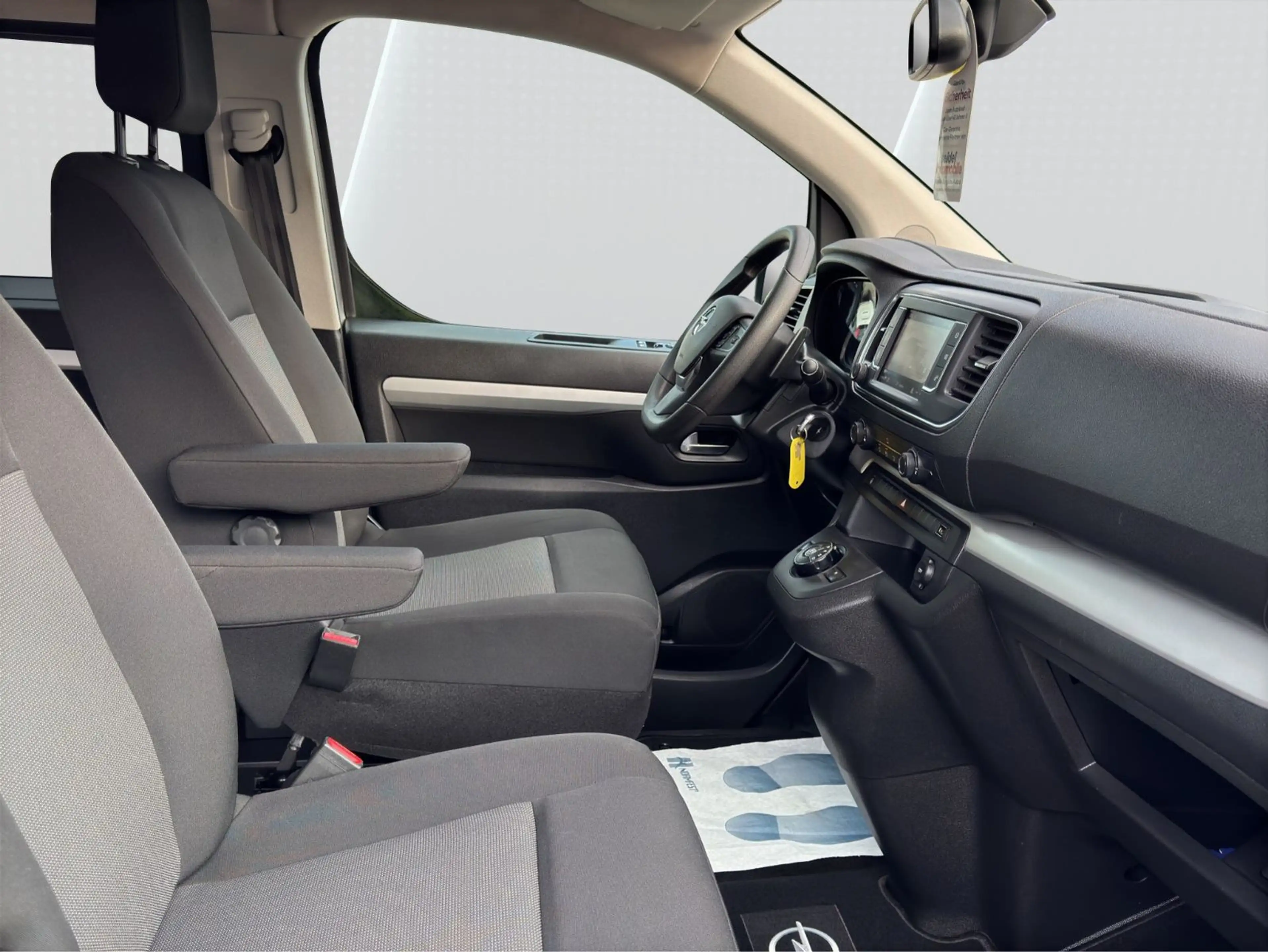 Opel Zafira Life 2.0 Diesel 130 kW Select.M(L2) Autom — photo 18