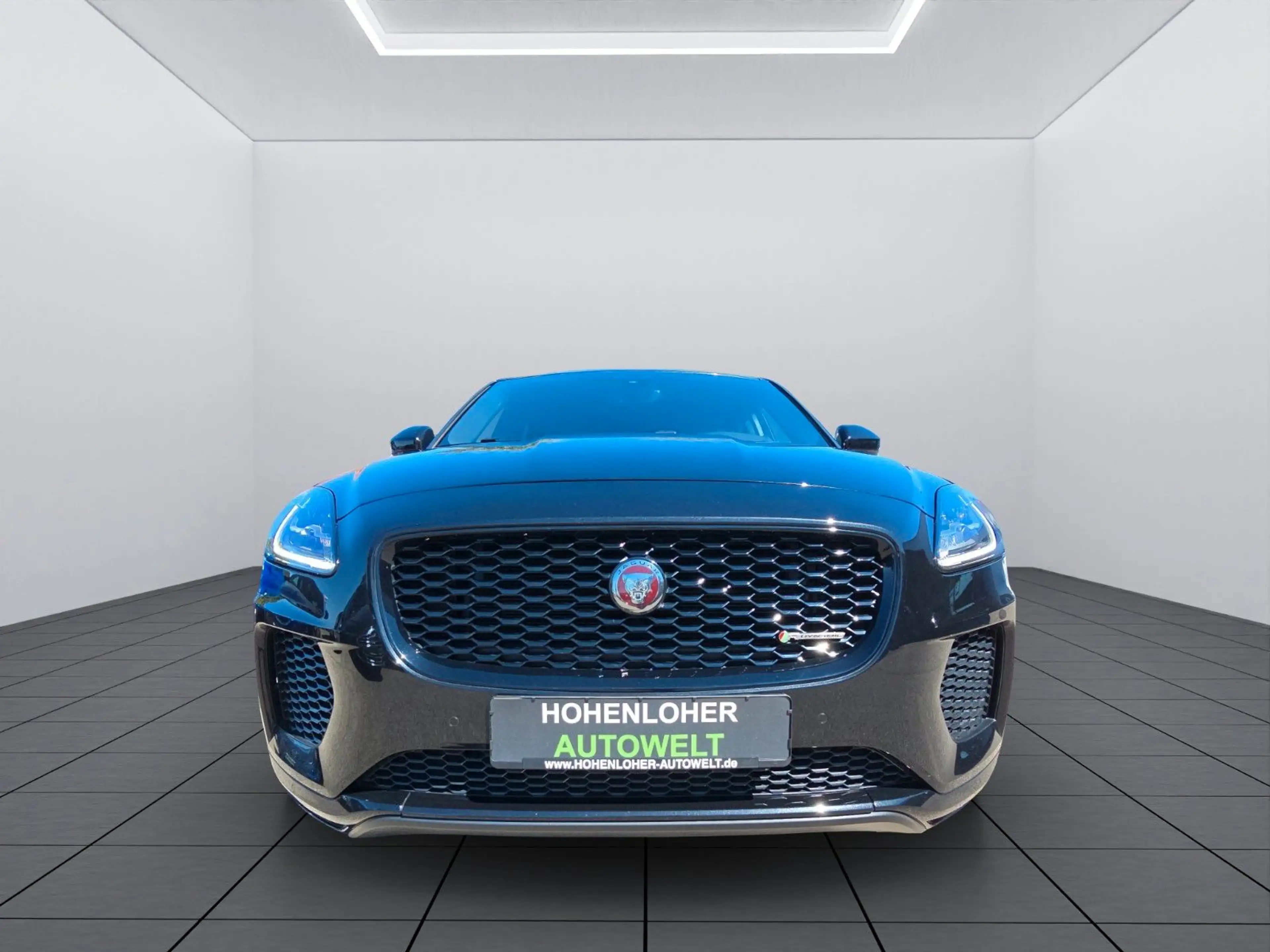 Jaguar E-Pace E-PACE R-Dynamic S AWD * — photo 10