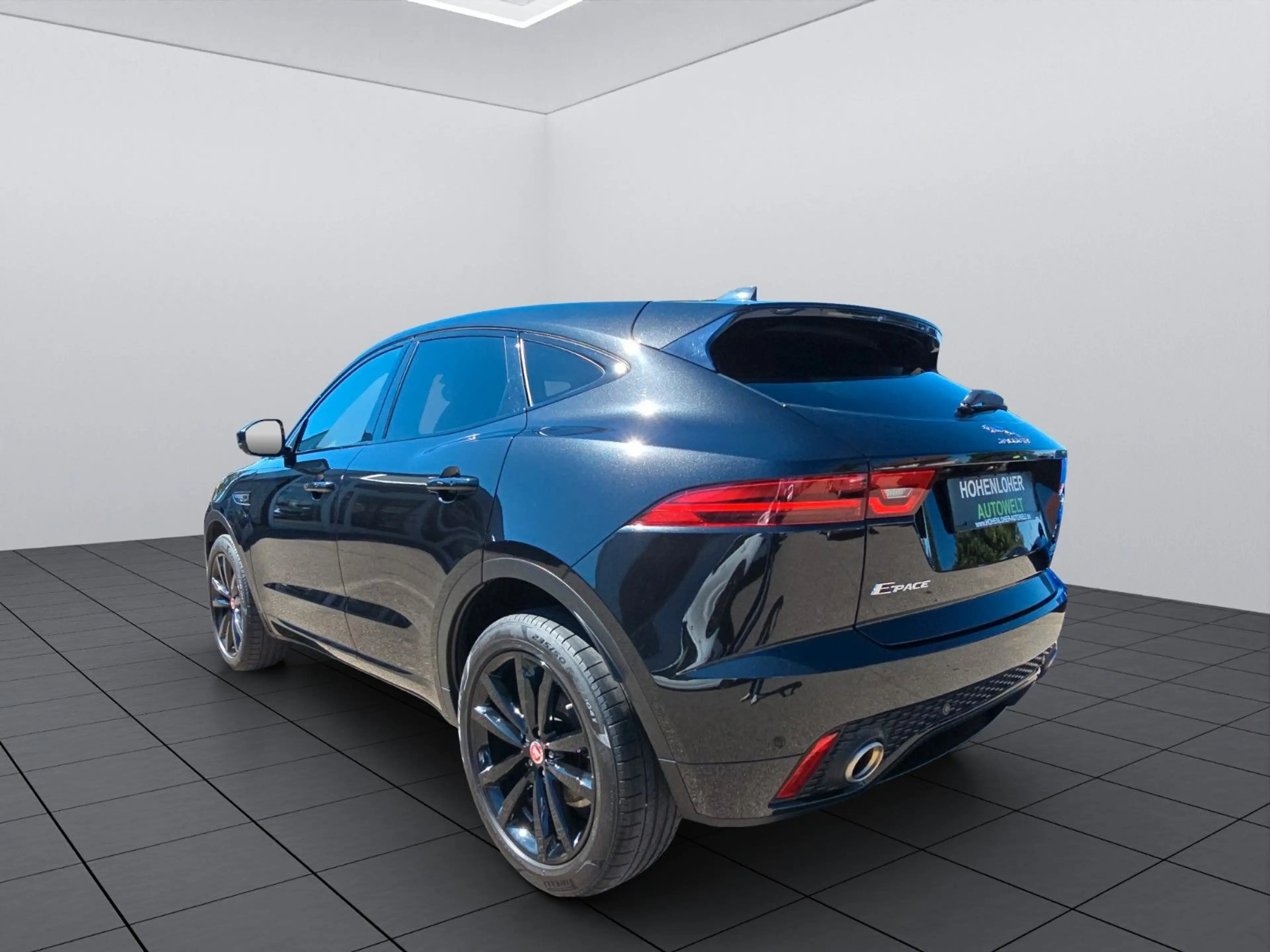 Jaguar E-Pace E-PACE R-Dynamic S AWD * — photo 5