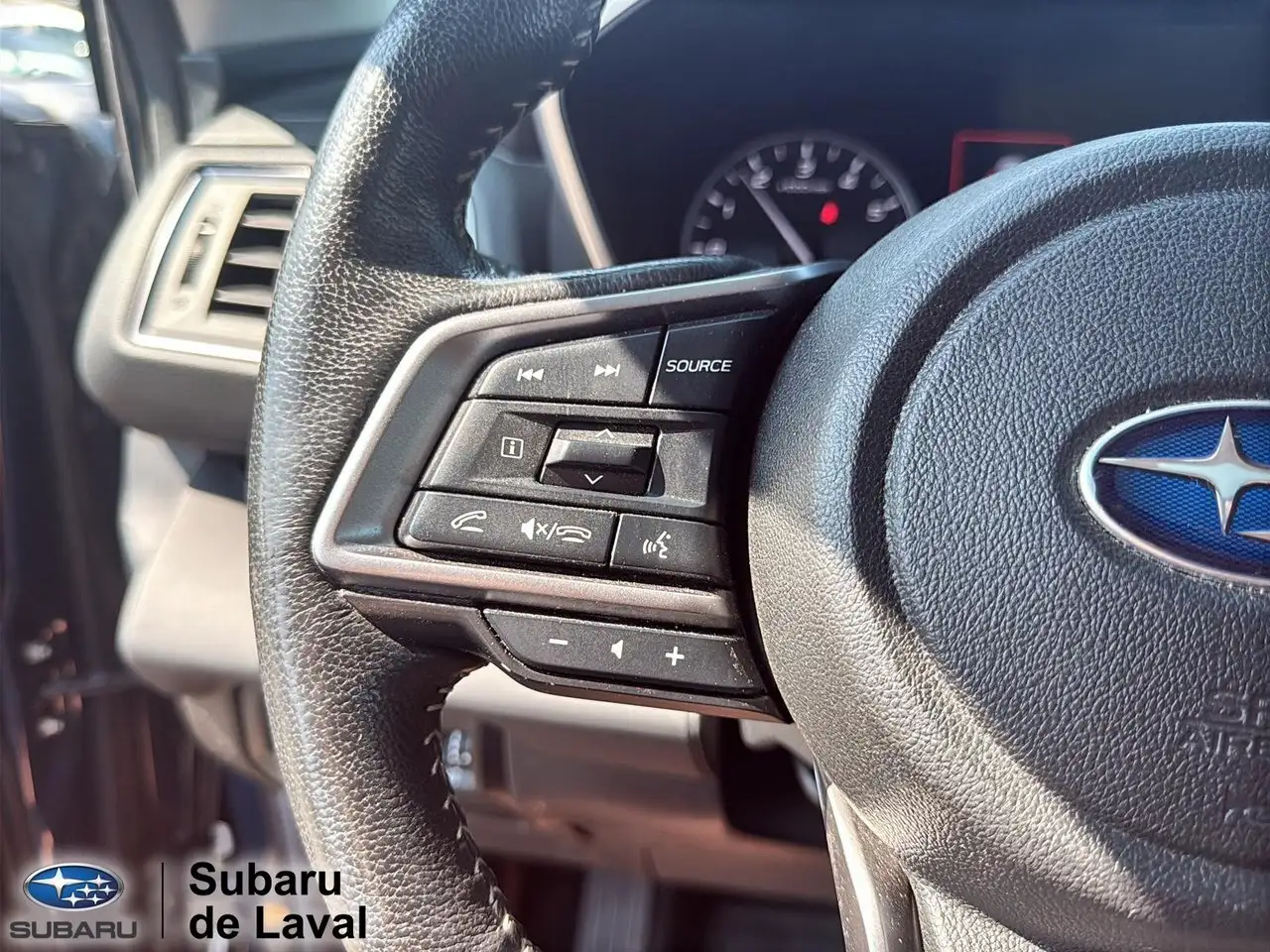 Subaru Ascent photo Subaru Ascent