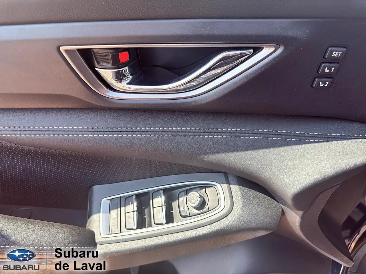 Subaru Ascent photo Subaru Ascent