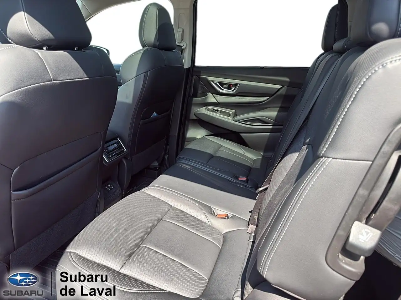 Subaru Ascent photo Subaru Ascent
