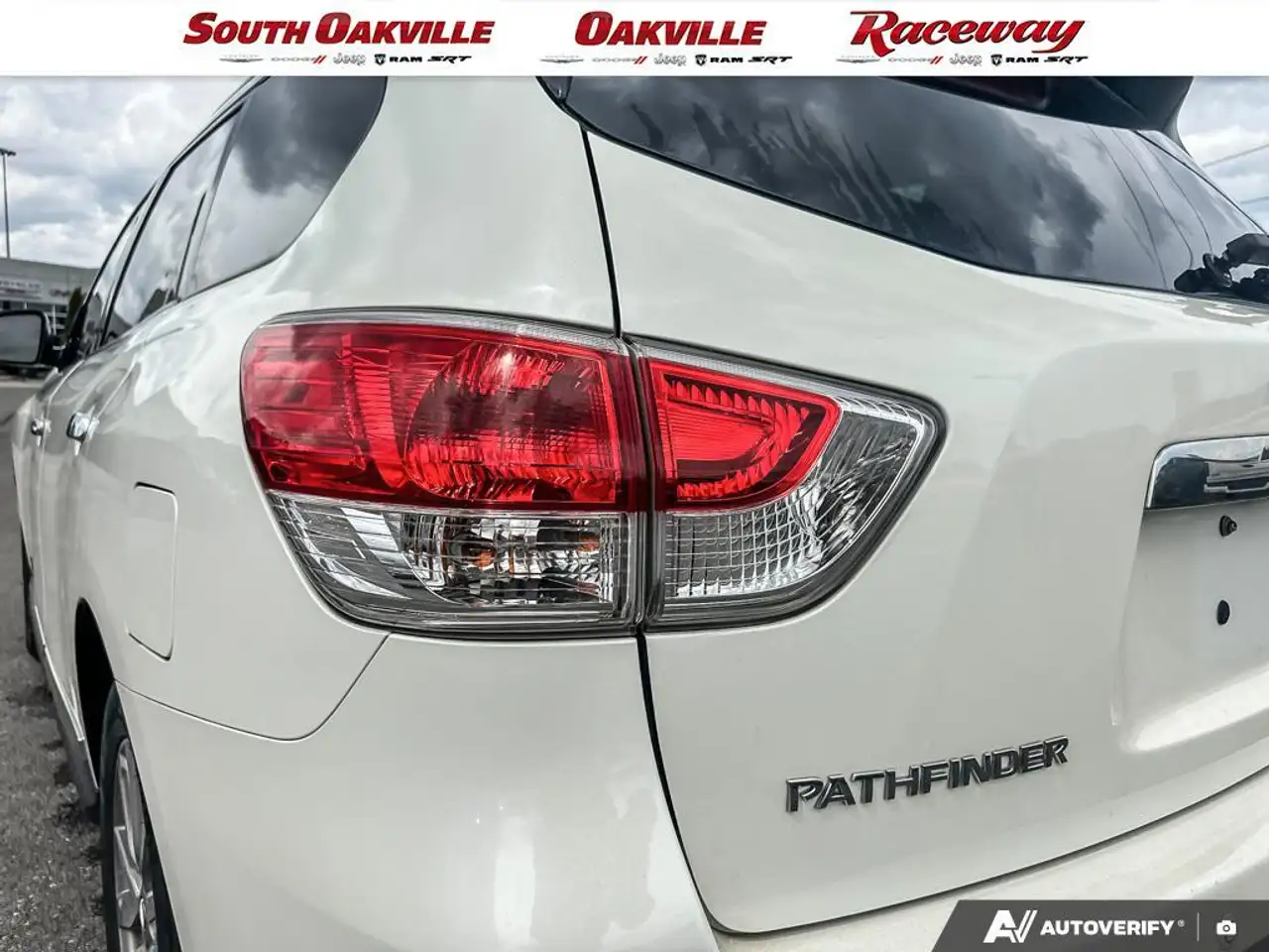 Nissan Pathfinder fotografie Nissan Pathfinder