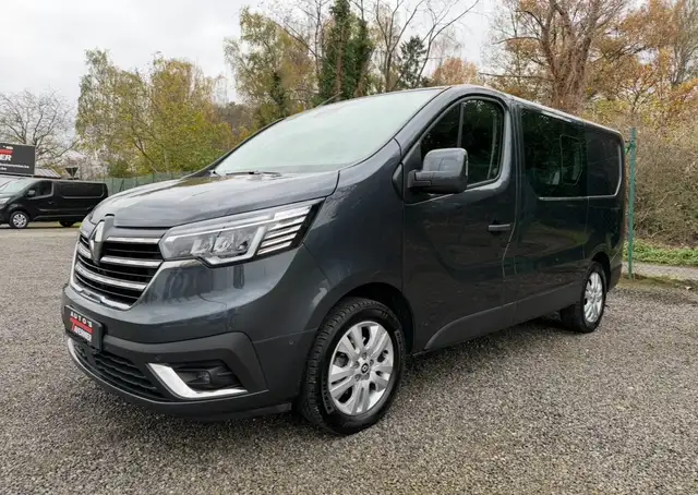 Renault Trafic 2.0//L1//6 Seats//Automaat//150 Pk//€25199 Ex