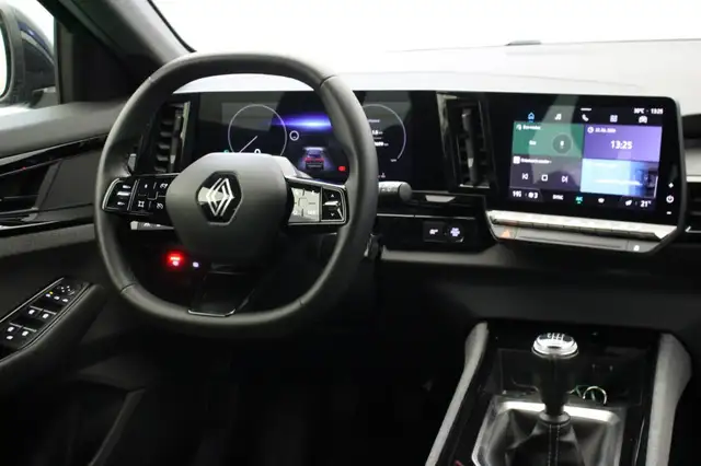 Renault Austral view 3
